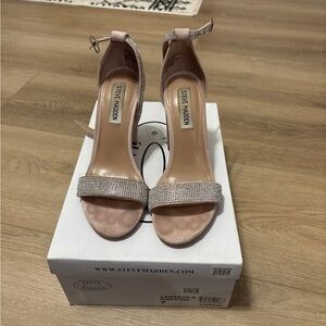 Size 7 Steve Madison Carrson Rhinstone